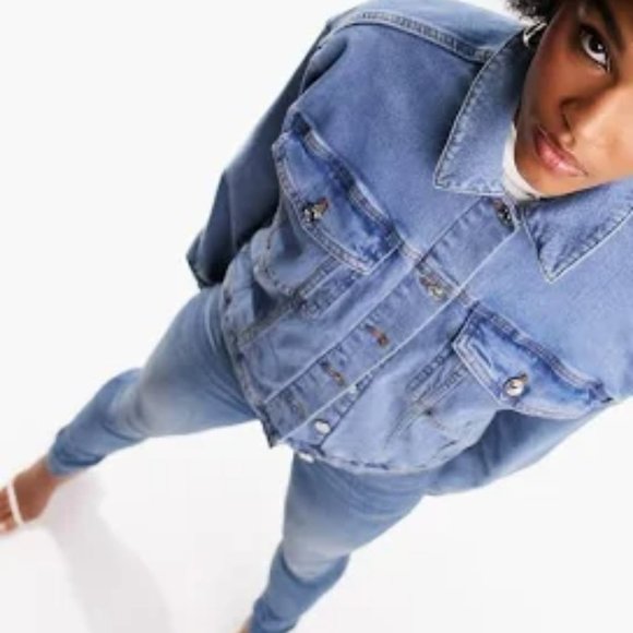 ASOS DESIGN Tall Midwash blue Denim Jacket / NWT /L (12-14) - Picture 4 of 11